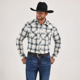 Wrangler Retro Modern Fit Long Sleeve Shirt